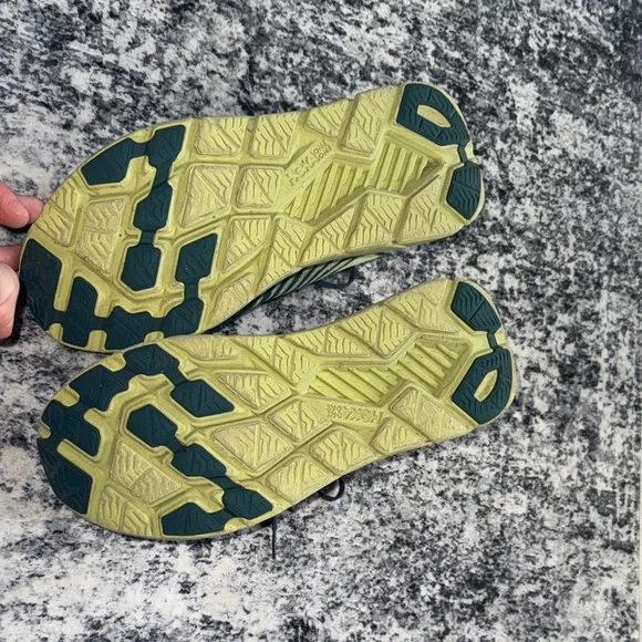 Men’s Hoka Rincon Athletic Shoes in Navy and Lime - Picture 6 of 9